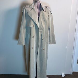 Size 14 Vintage Jacqueline Ferrar trench
